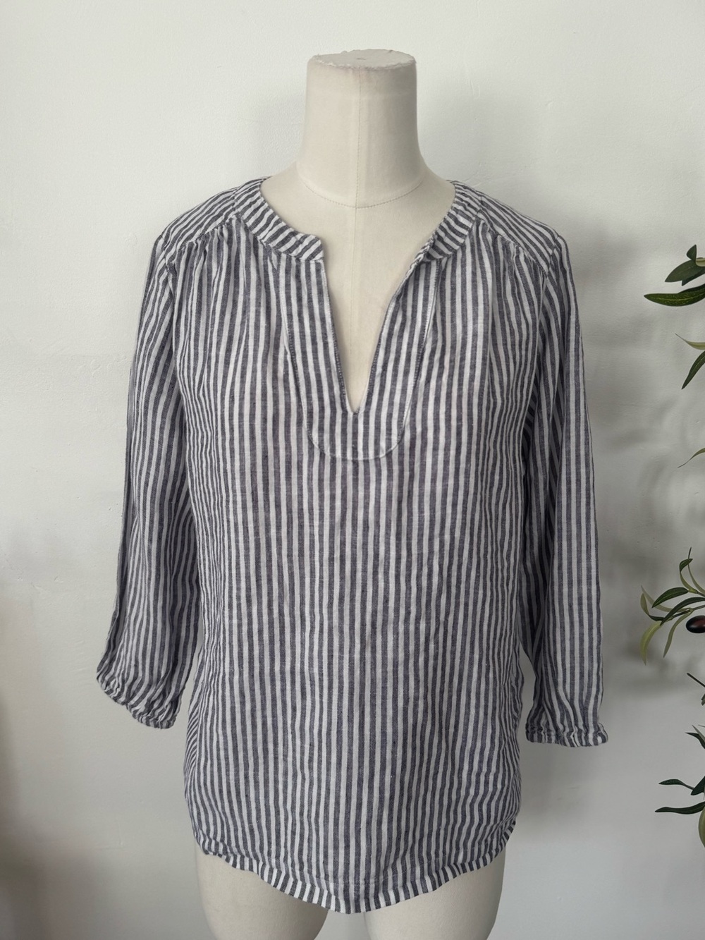 Sigrid Olsen 100% Linen Striped Blouse Size M Coastal Boho Tunic Top